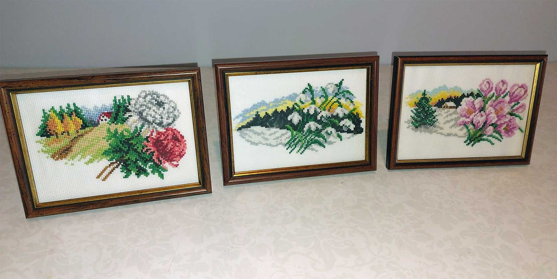 haftowane obrazki, oprawione - kwiaty