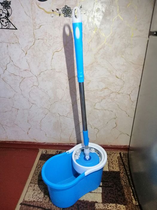 Ведро со шваброй