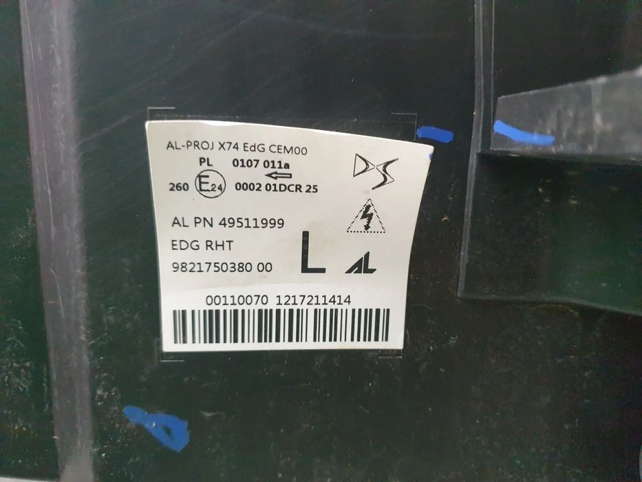 Ótica / farol esquerda DS DS7 Crossback (J_)