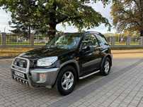 Toyota RAV4 2.0 benzyna, niski przebieg, automat, 4x4
