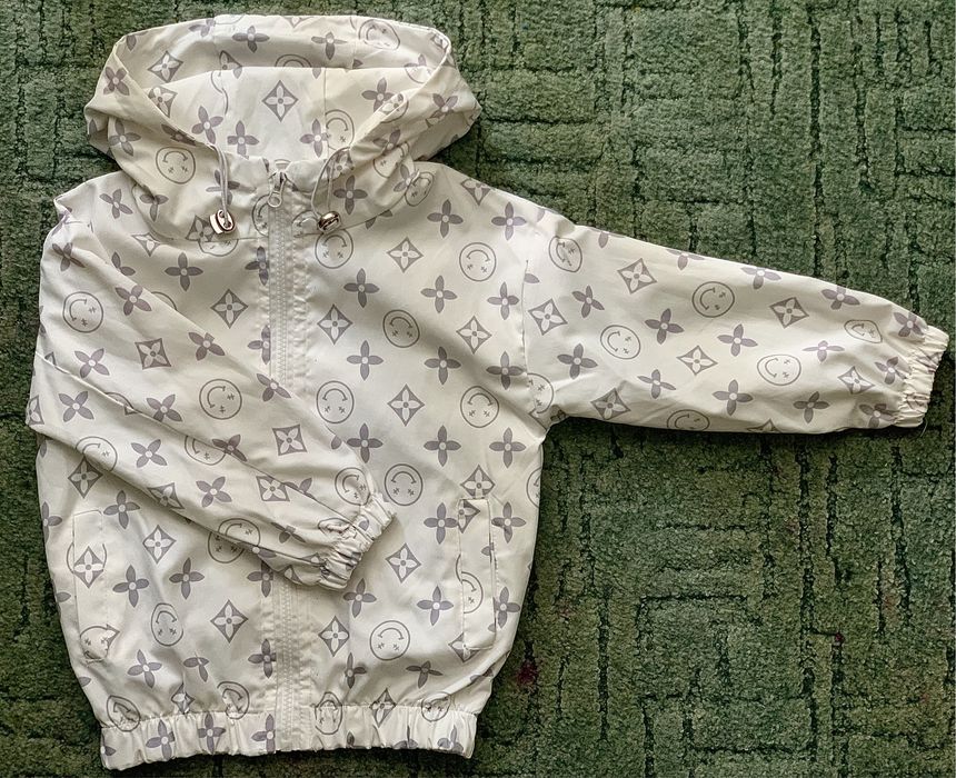 Ветровка детская