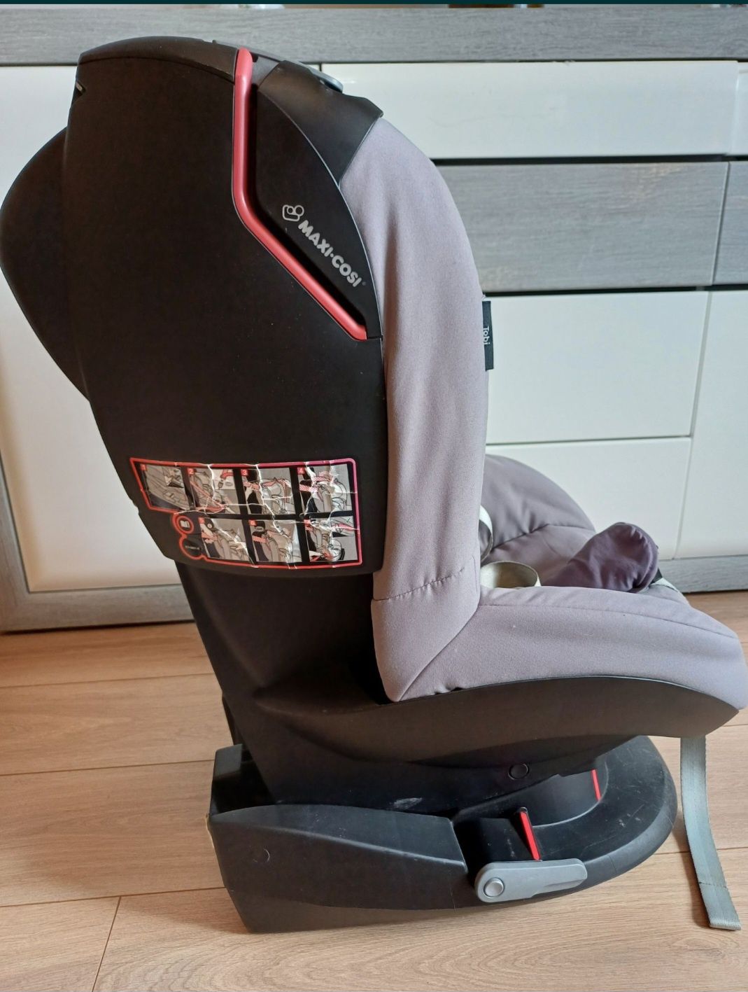 Fotelik samochodowy Maxi-Cosi Tobi 9-18 kg