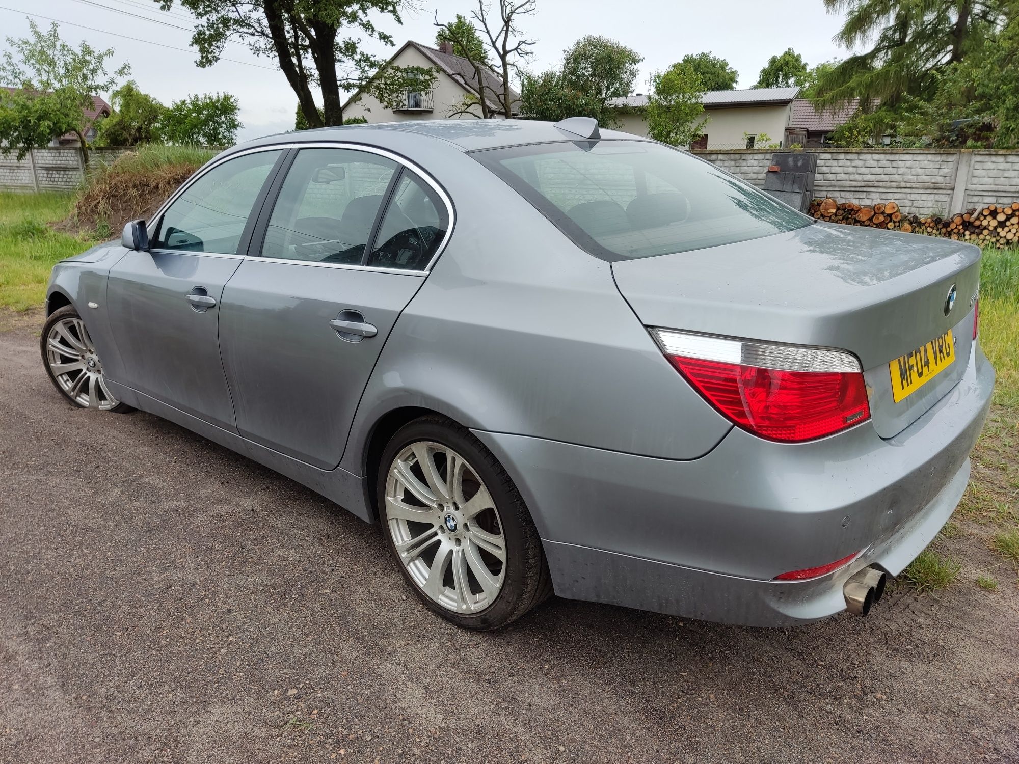 Karoseria BMW E60 E61 SILBERGRAU METALLIC A08 Maska Zderzak Błotnik