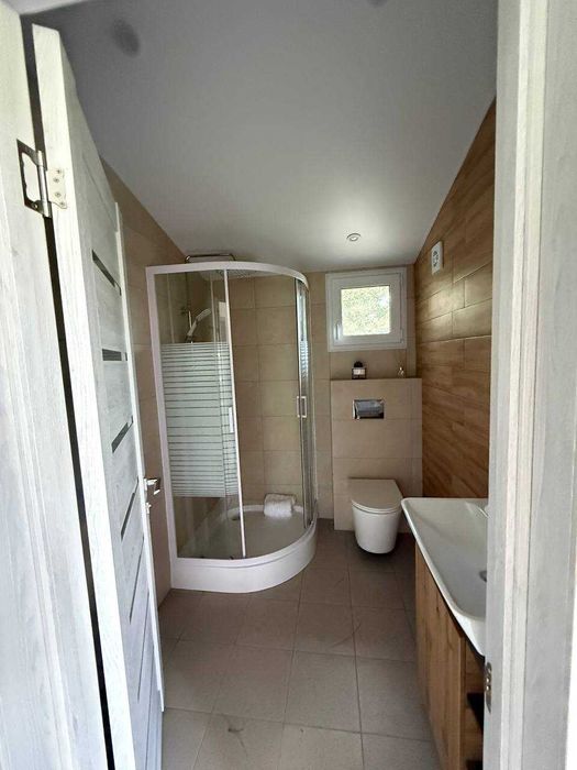 Продам котедж у Ясногородці