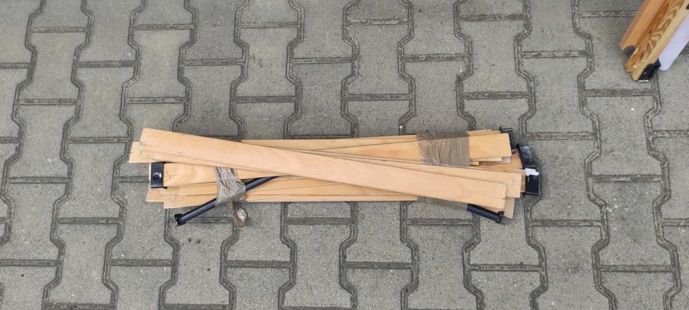 Białe łóżko 80 x 190 cm dla dzieci nastolatków do złożenia