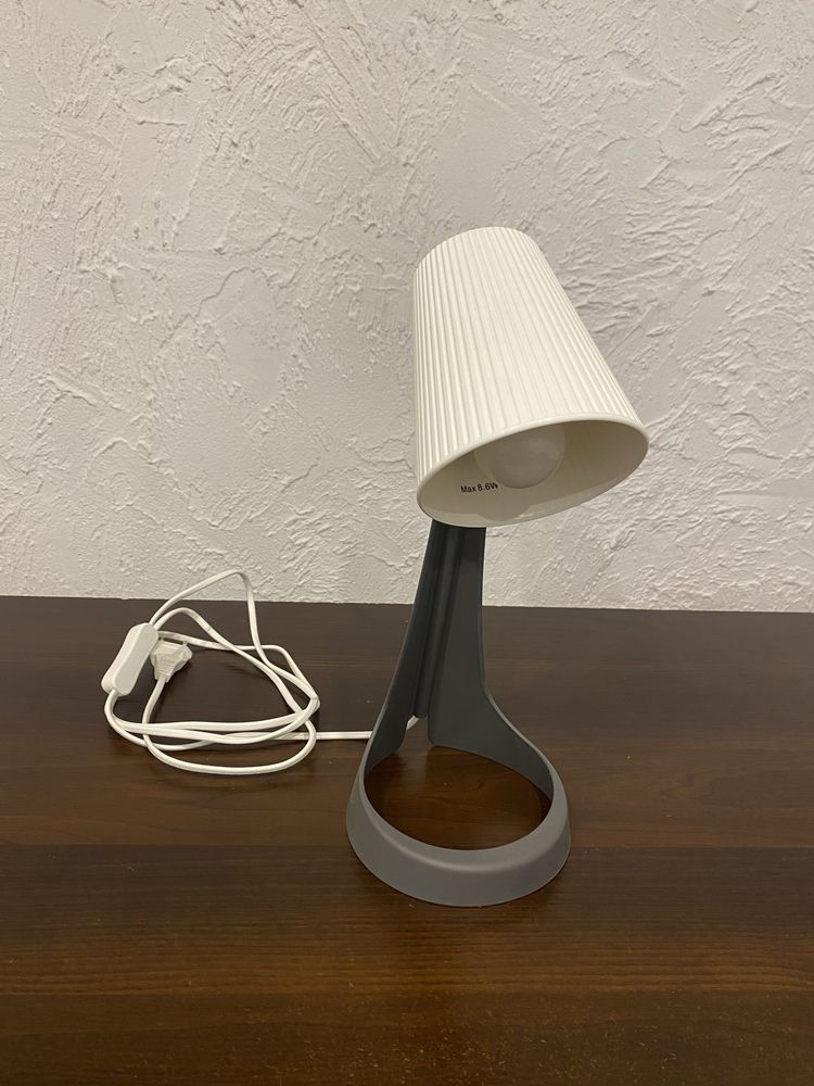 Lampka biurkowa