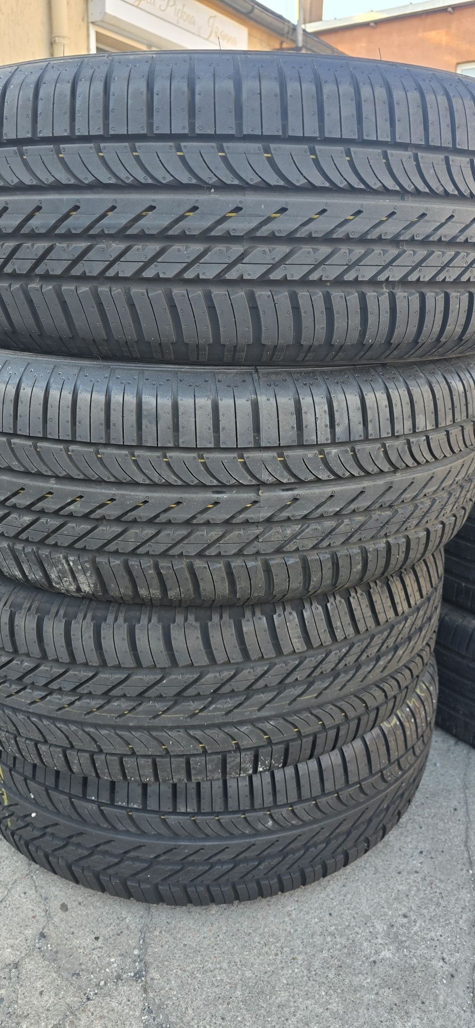 Opony letnie Goodyear Eagle F1 suv 235/60/18 nowe powystawowe 2022r