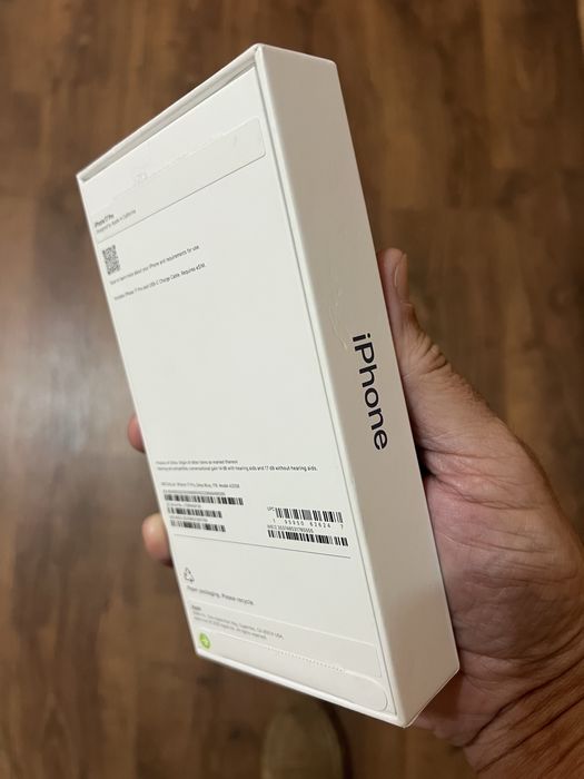 iPhone 17 Pro - Azul Profundo - 1 Terabyte - Sem Caixa/Novo