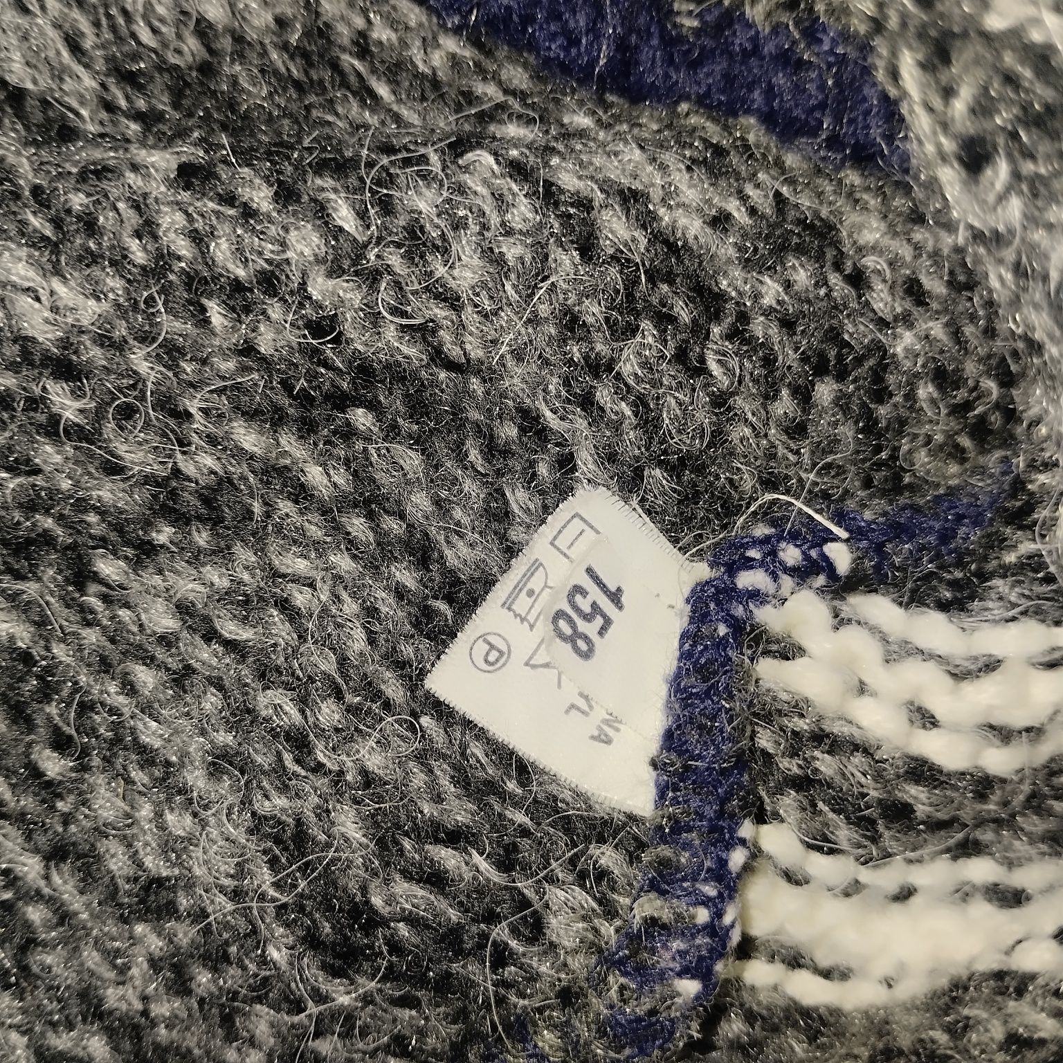 Sweter chłopięcy młodzieżowy