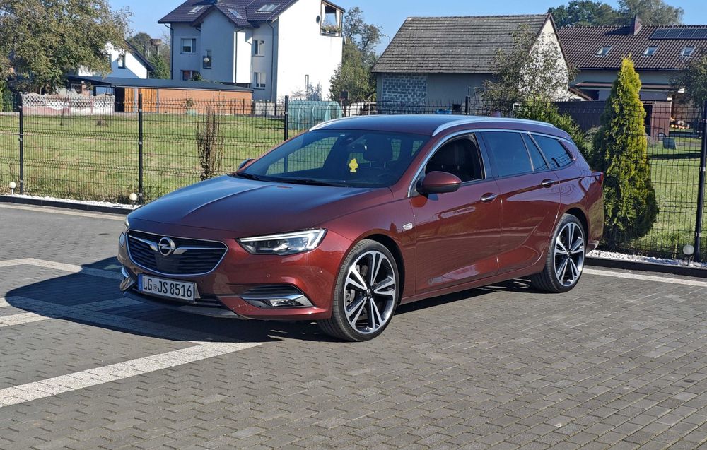Opel Insignia Exclusive 4x4 2.0 Turbo Benzyna pełne wyposażenie