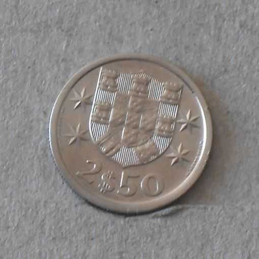 Portugal 2,5 escudos 1966 - olx X10856
