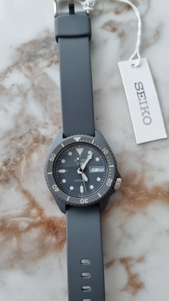 Seiko-Mężczyzna-2011-obecnie** Ekskluzywna seria na rynku azjatyckim.