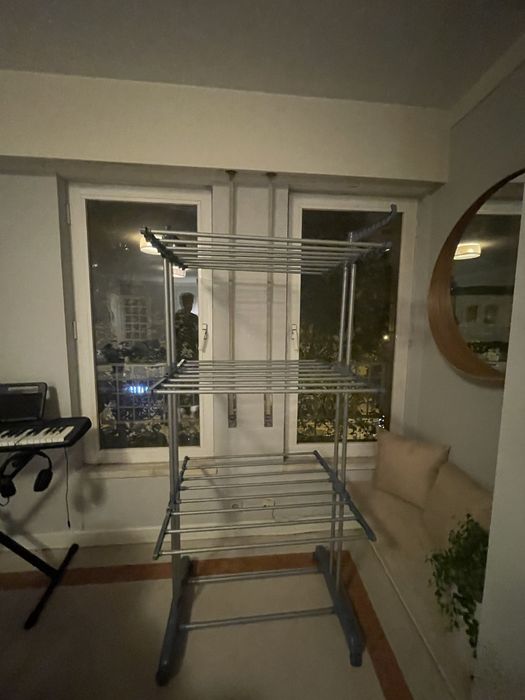 Estendal dobravel em 3 niveis pouco uso