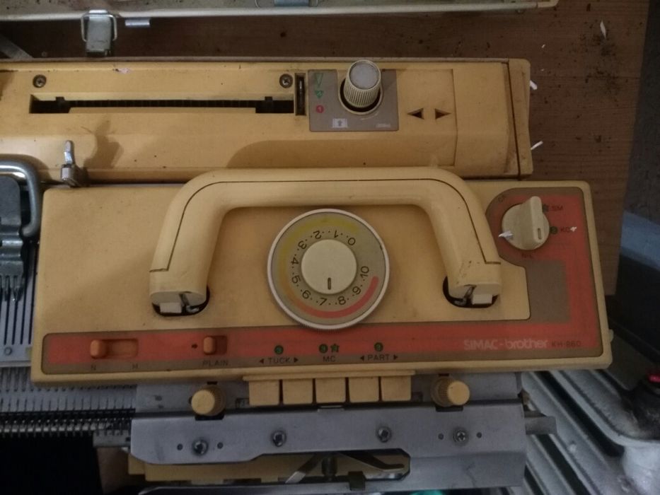 Вязальная машина KR-830