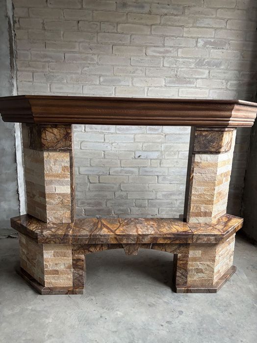 Портал для каміна.Камін  мармуровий.Камін з мармуру. Мраморний камін.