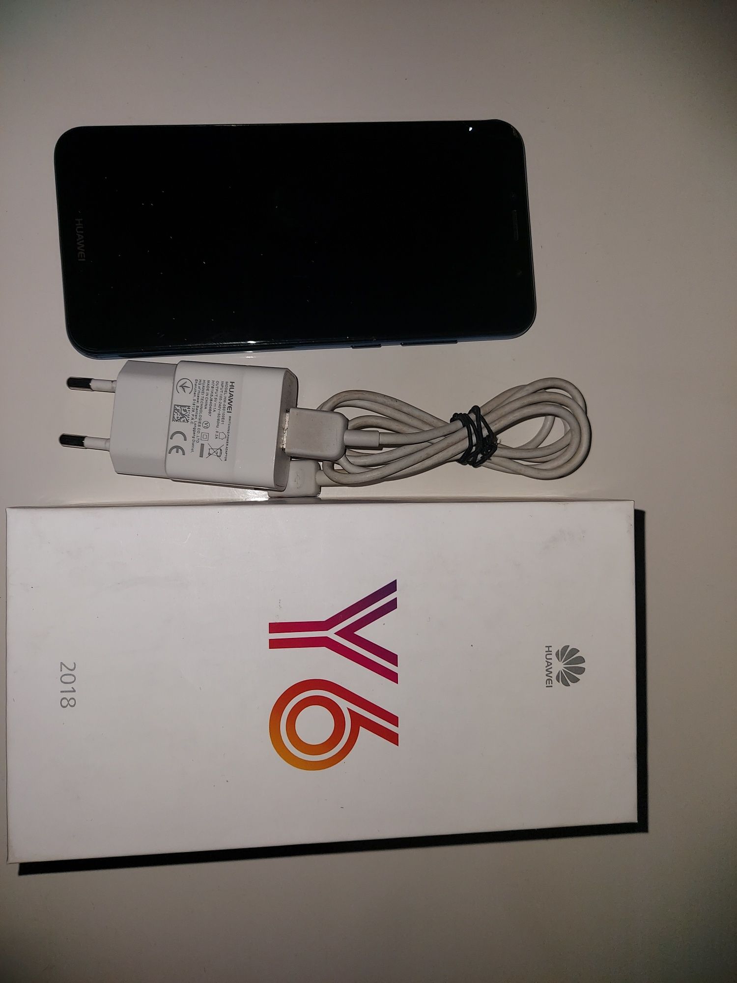 Telefon Huawei Y6 2018