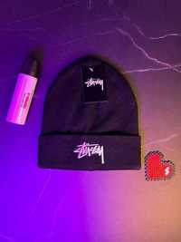 Шапка Stussy
наявність 
Приємна на дотик, тягнеться на любий розмір го