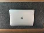 MacBook Pro 13” 2017 - 160 cykli baterii, NOWY macOS Sequoia 15.5