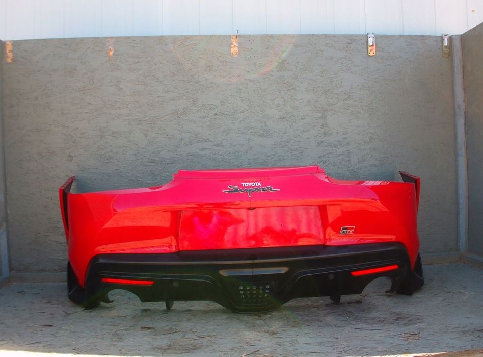 Toyota Supra GR Sport Zderzak Tył Tylny