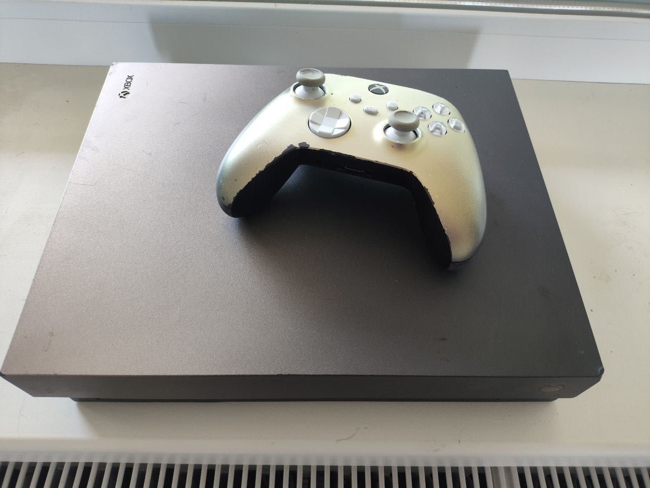 X box one x 1 терабйт ліміт версія