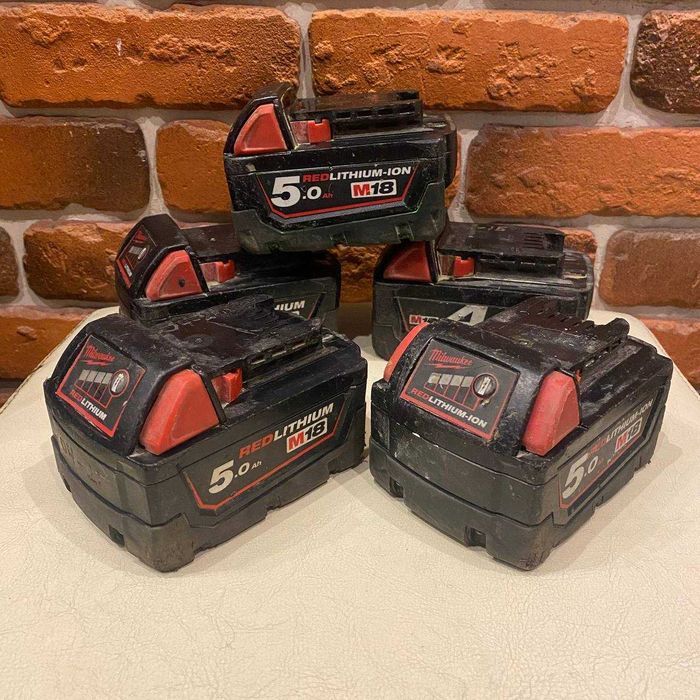 АКБ акумулятор Milwaukee M18 оригінал на перепаковку