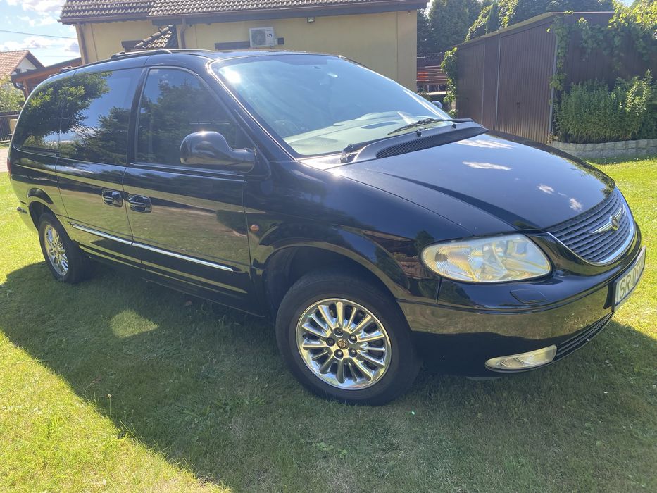 Chrysler  Grand Voyager 3.3 V6 2003 hak skóra LPG nowa butla 2025