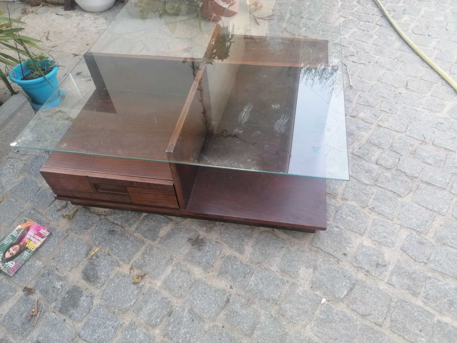 Mesa de centro, tampo de vidro