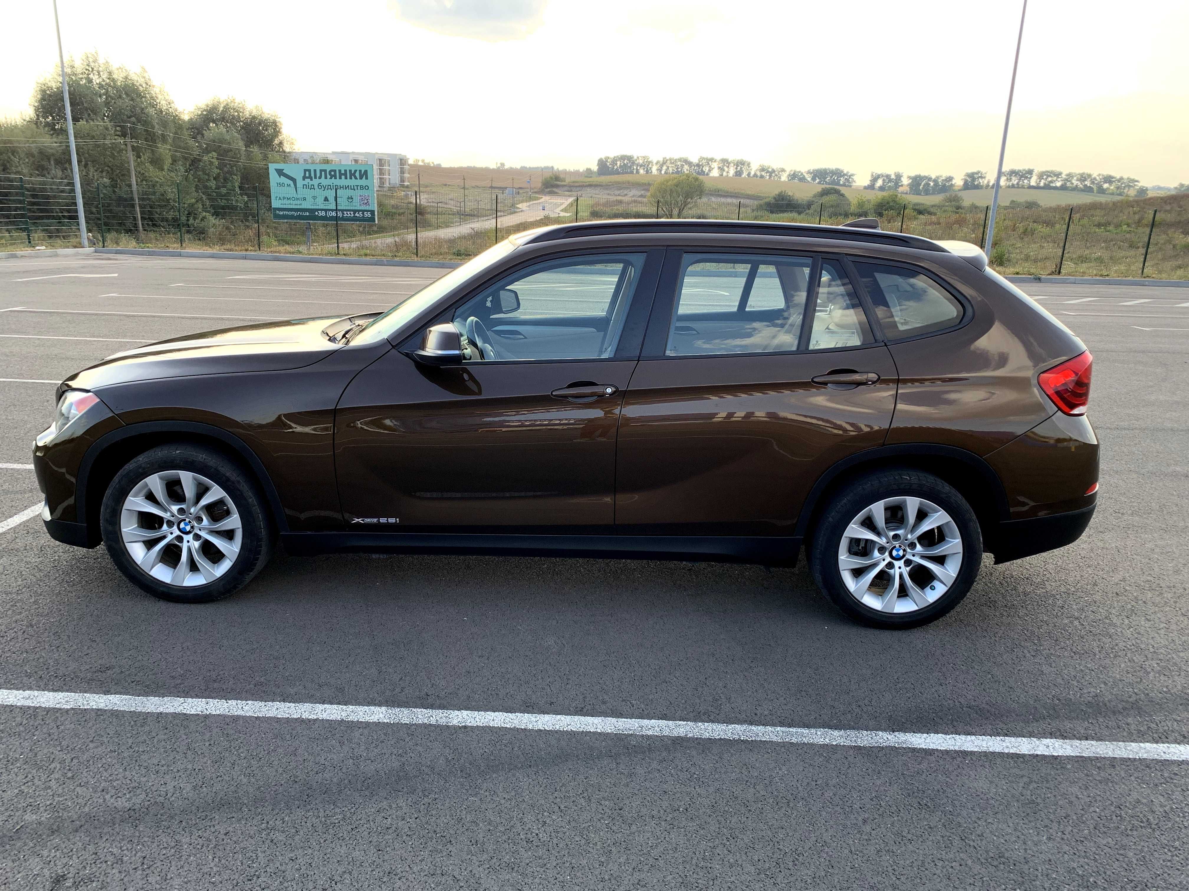 Продам авто BMW X1 машину бмв х1