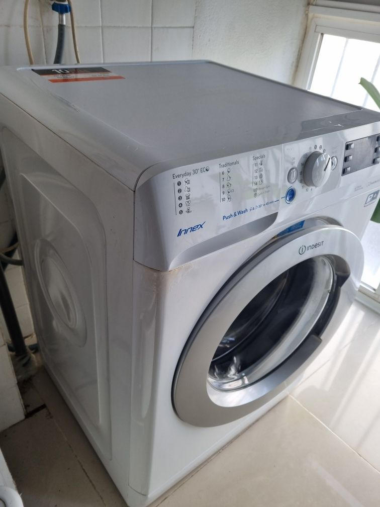Maquina lavar roupa Indesit