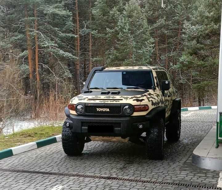 Запчастини Toyota FJ Cruiser 2010 ( всі деталі)