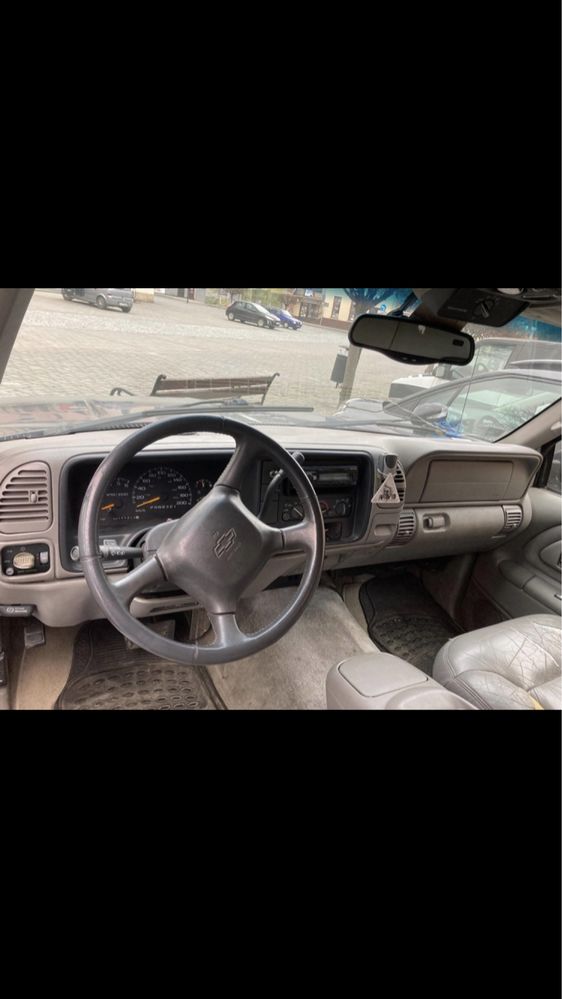 Chevrolet Tahoe 5.7