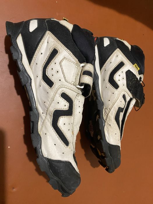 Mavic вело туфлі з шипами взуття US9.5 27.5