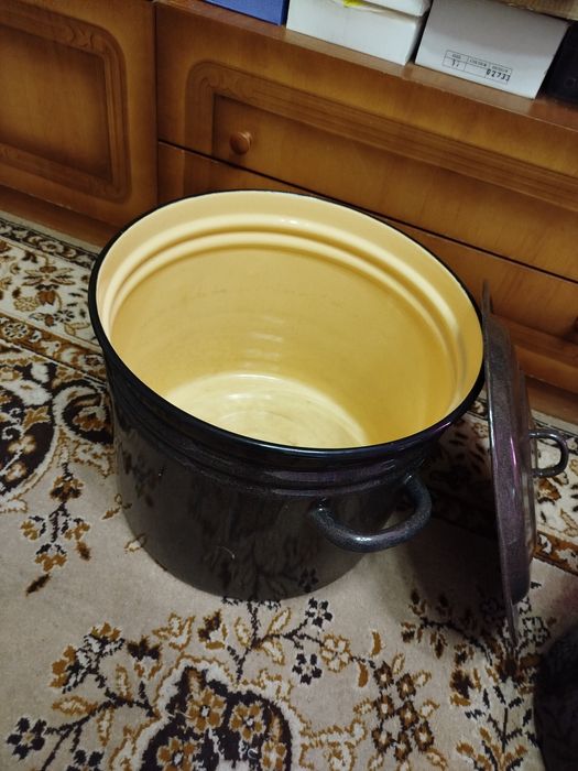 Каструля емальована 40 літрів