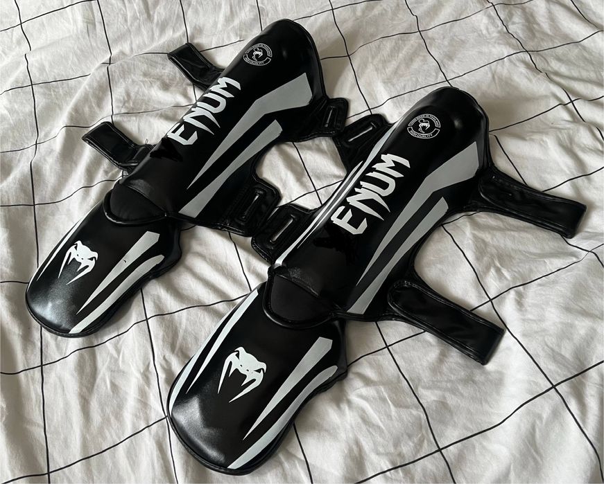 Ochraniacze na nogi Idealne do Muay Thai, MMA, kickboxingu lub karate.