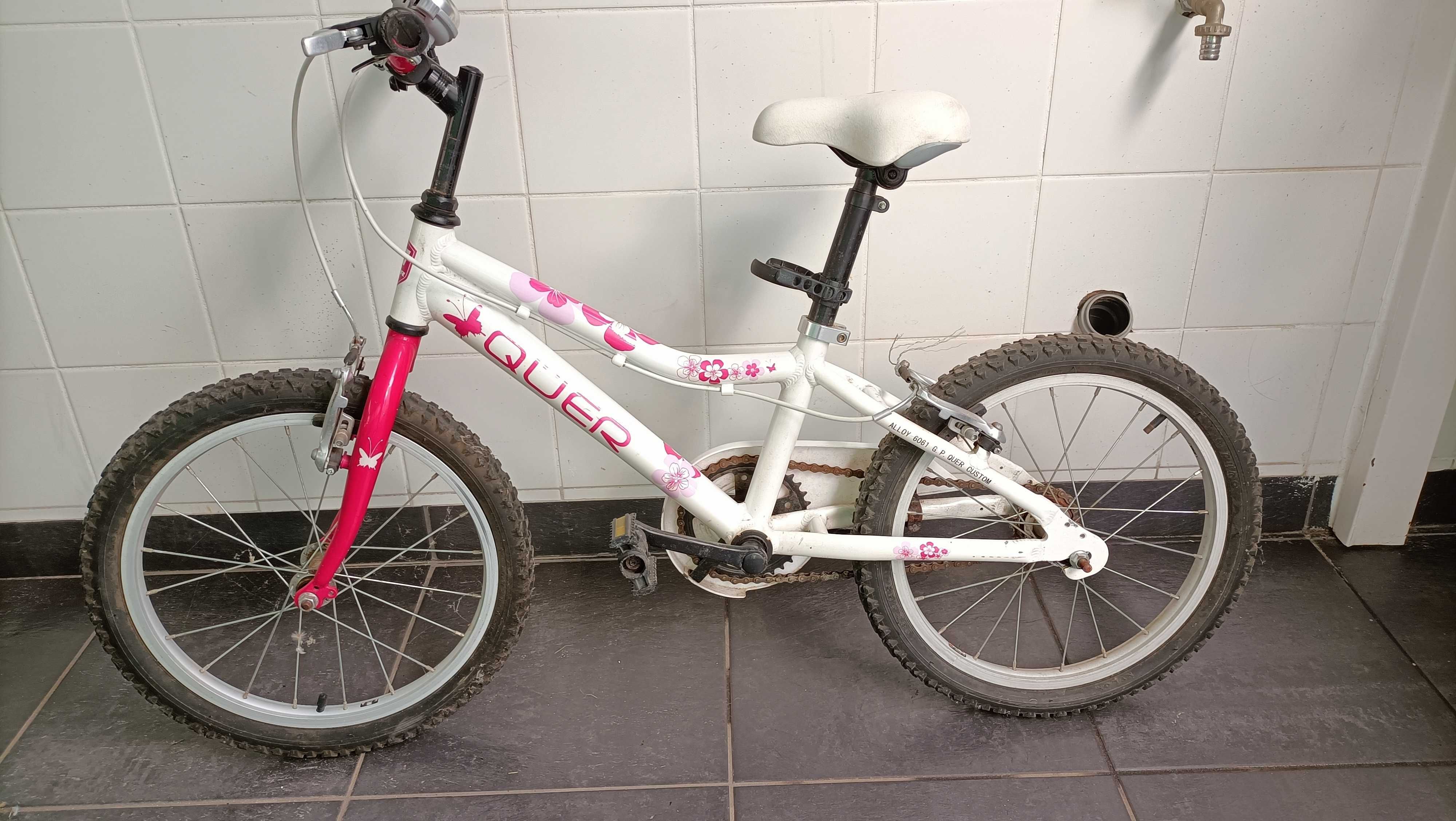 Bicileta QÜER de criança
