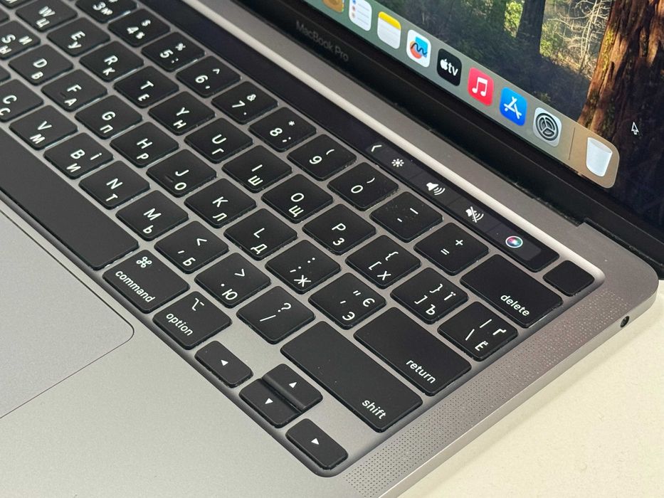 MacBook Pro 13 2020 M1 TouchBar 8GB RAM 256GB SSD Space Gray Gwarancja