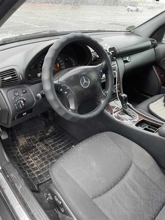 Mercede Benz c200 w203 2000рік 2.0компрессор