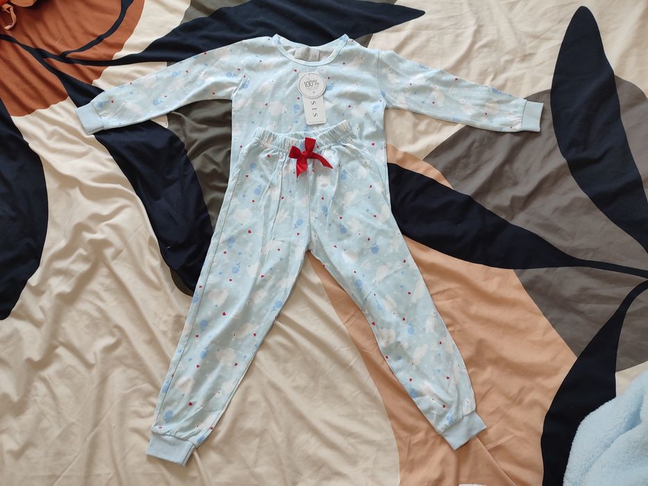 Komplet piżama dla dziecka rozmiar 98-104cm nowy, z metkami!