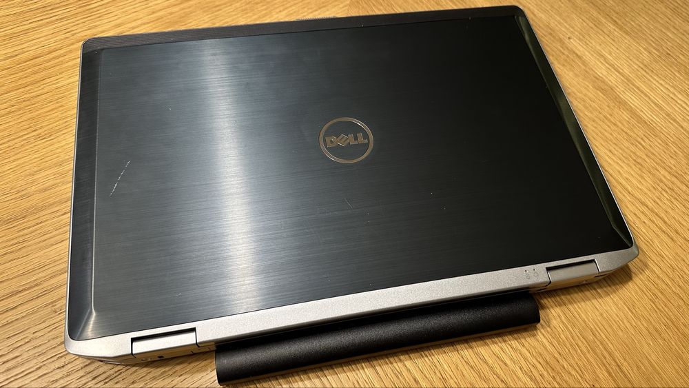 Laptop DELL  Latitude E6520 i5