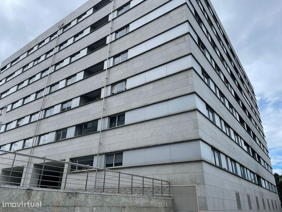 Moderno apartamento T2 no centro da Maia