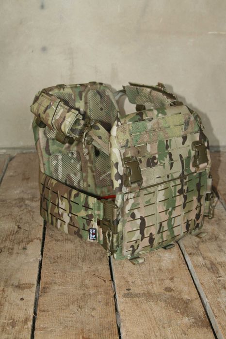 Плитоноска для спецпідрозділів