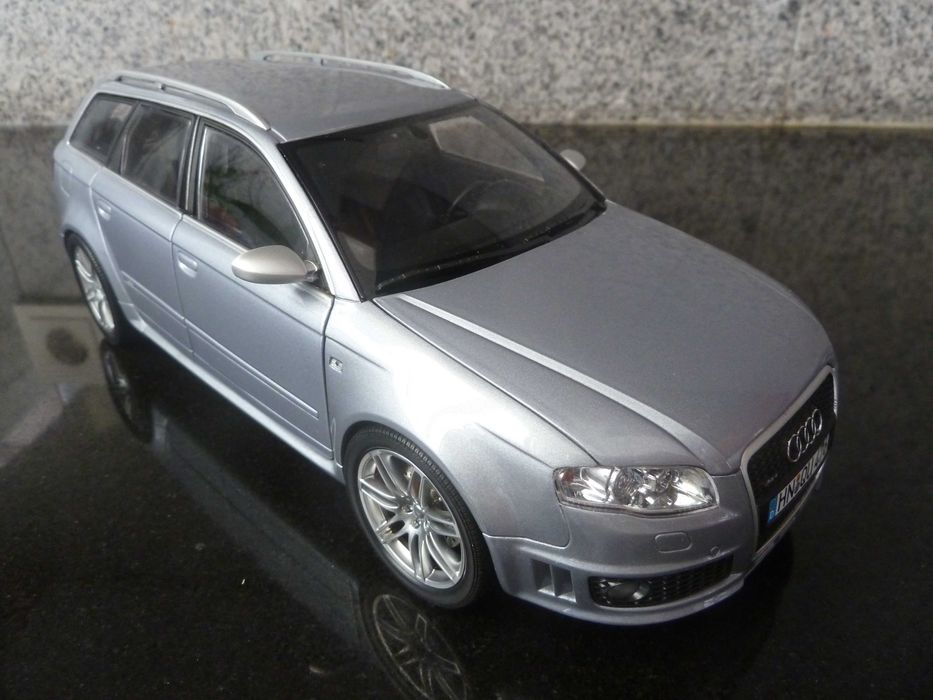 1:18 Minichamps Dealer Edition, Audi RS 4 Avant, AutoArt