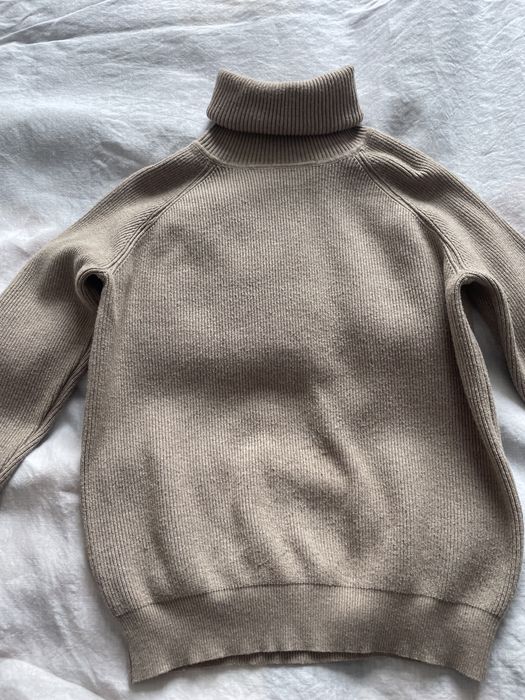 Светр гольф розмір S жіночий