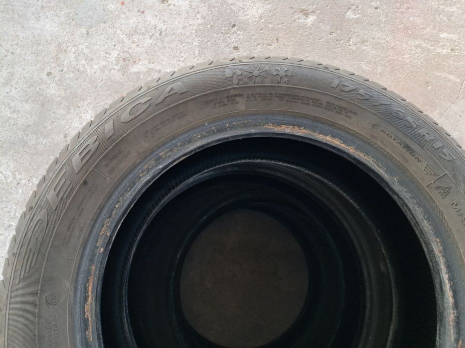 Dębica opony wielosezonowe 175/65/15 2021r. 4szt.