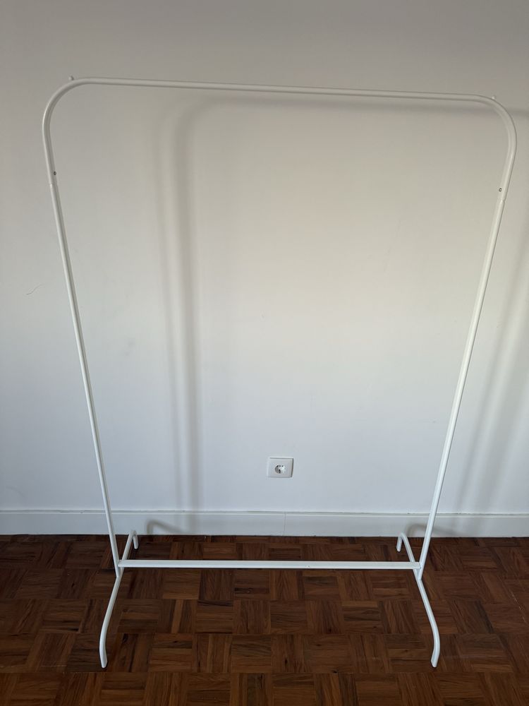 Stand para roupa