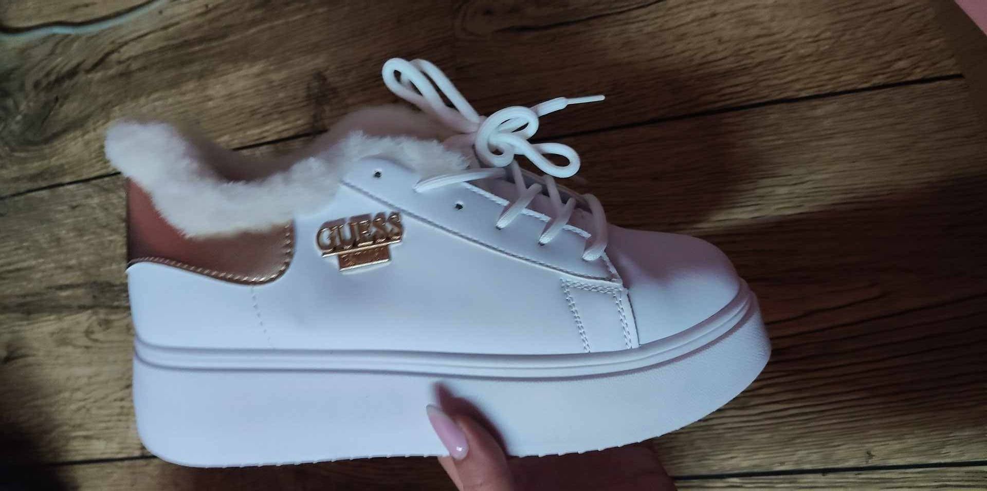 Buty damskie zimowe