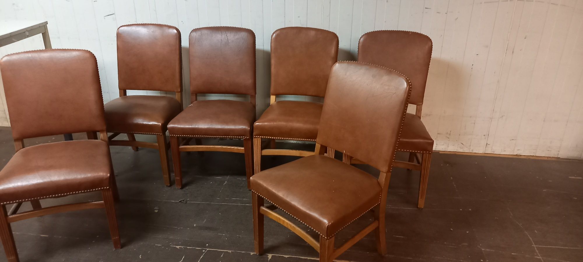 Krzesła vintage  skórzane  Firmy GUNnlocke