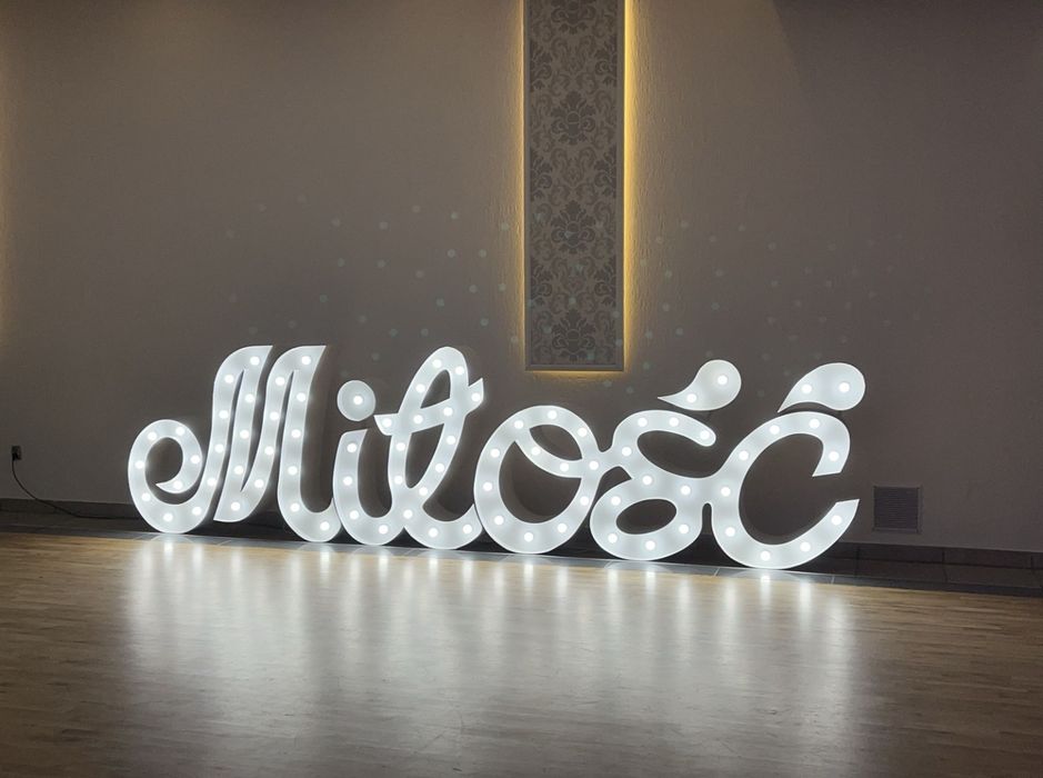 Fotobudka 360/Fotobudka Klasyczna/Napis Miłość/Ciężki Dym/Wiatraki Isk