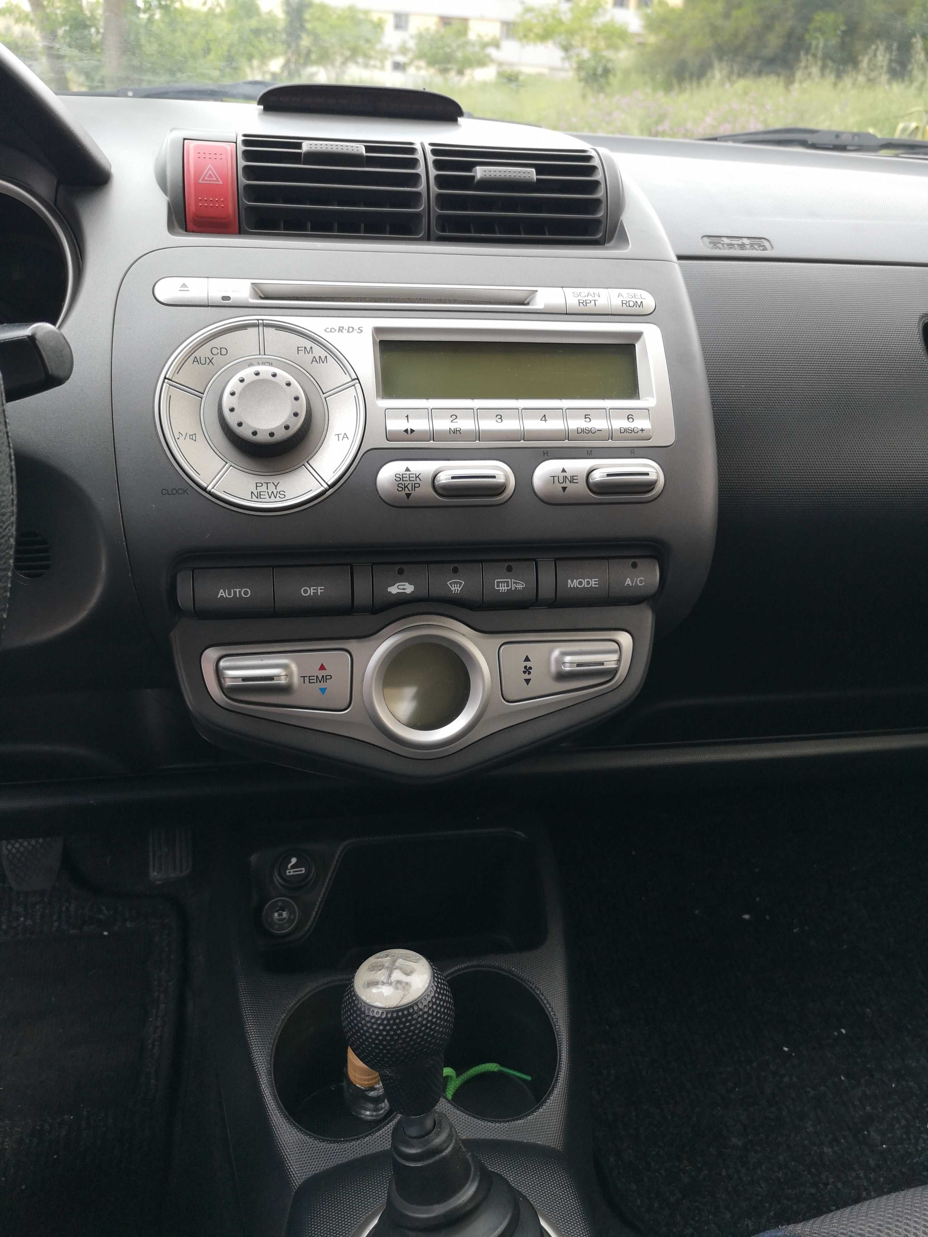 Honda Jazz GPL em ótimo estado, guardado sempre em garagem