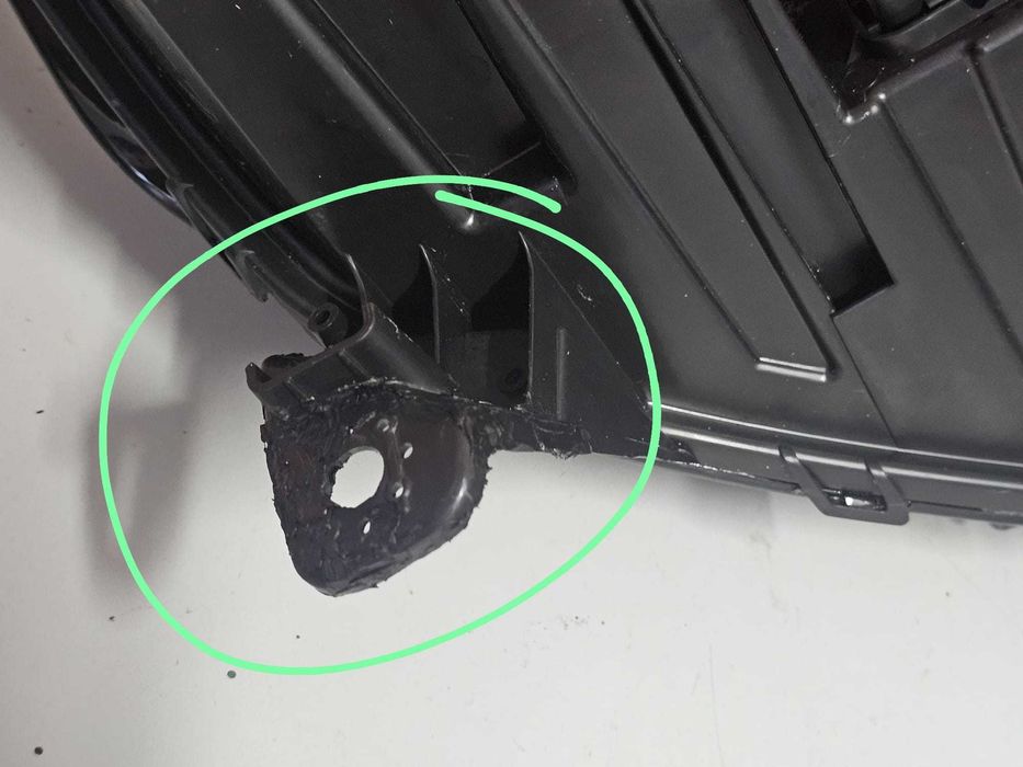 Otica Esquerda Dacia Sandero III | 130650